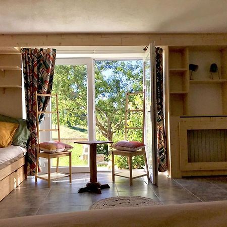 Chambre Jazzy - Gite Les Zazous Lormes Экстерьер фото